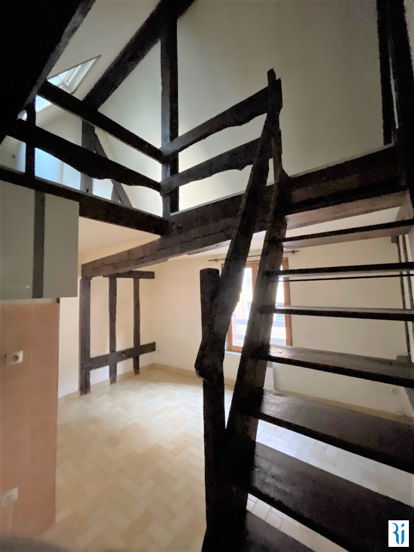 IMMEUBLE ROUEN HYPER CENTRE 4 PIÈCES 47.91 M²