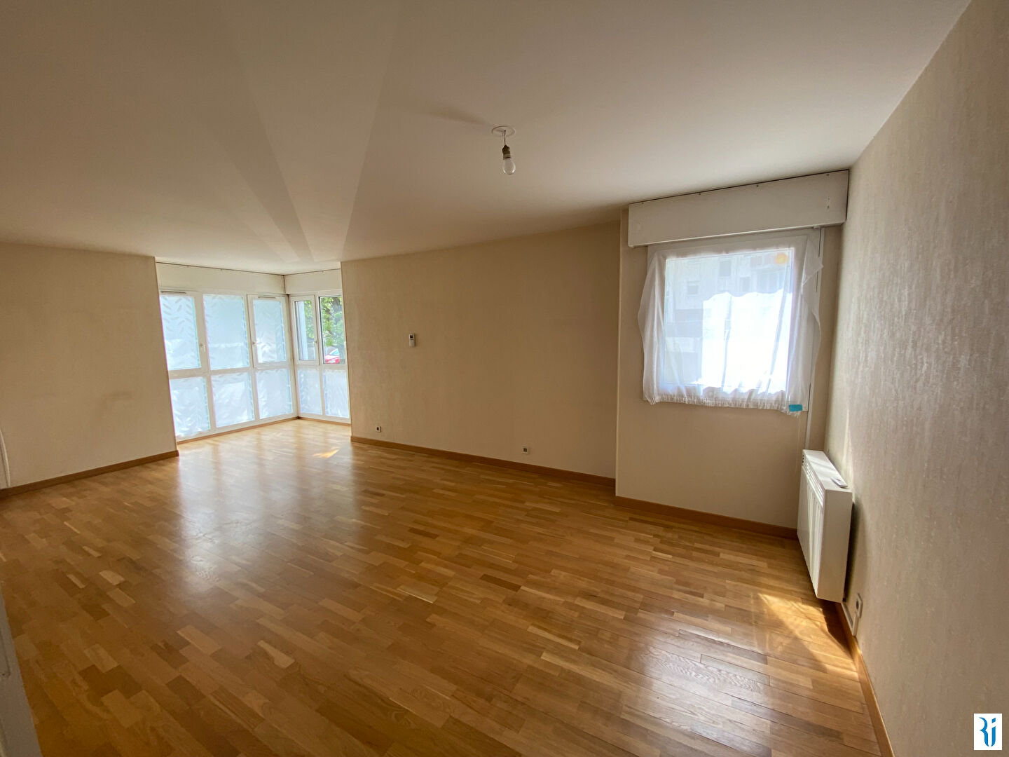 APPARTEMENT ROUEN 3 PIÈCES 77.74 M²