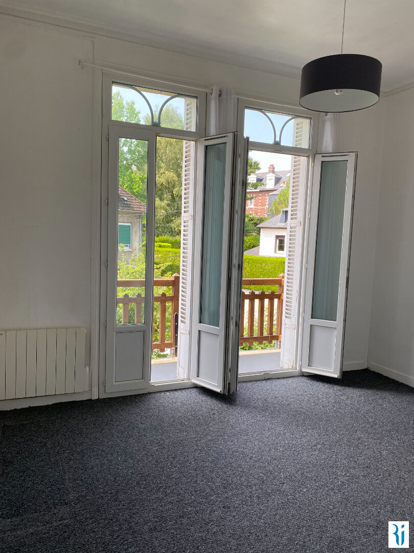 STUIDO ROUEN GARE RIVE DROITE